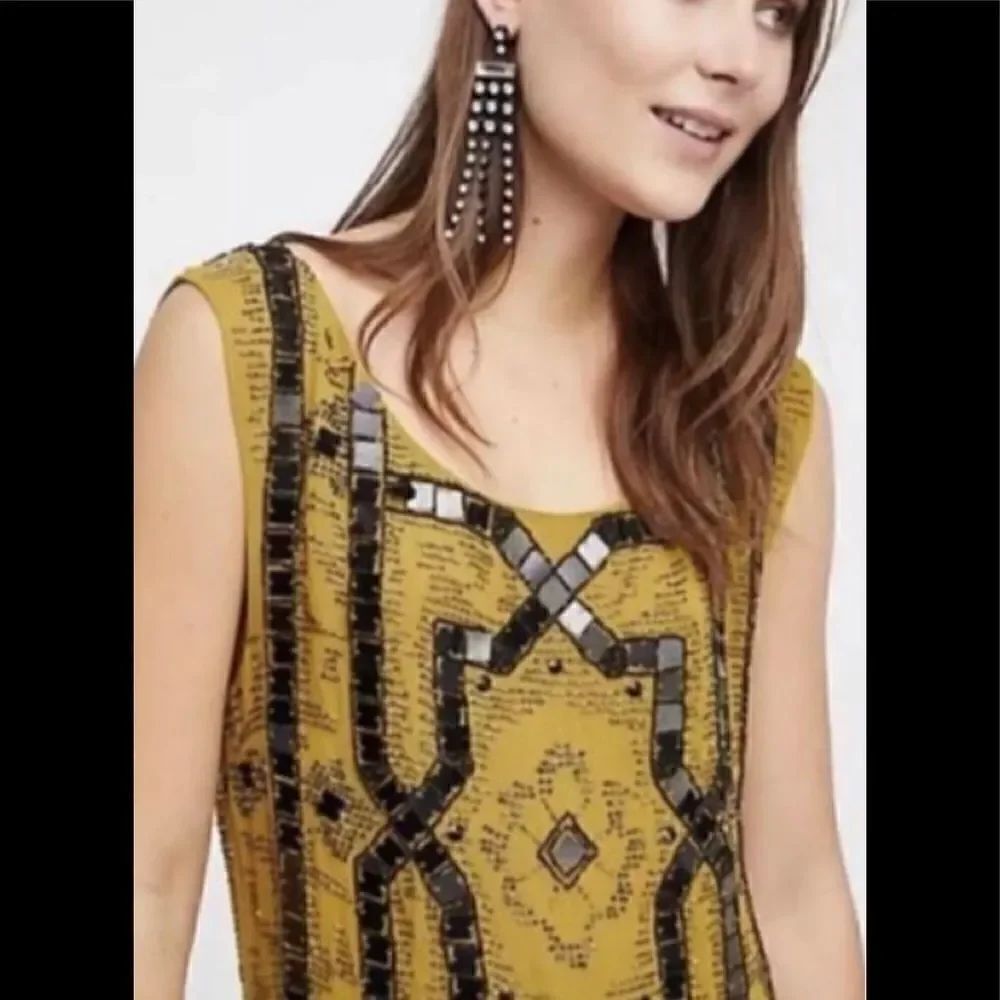 New. Speak Easy Beaded dress. Size O. RUNS SMALL. Retails $249 - Picture 4 of 8